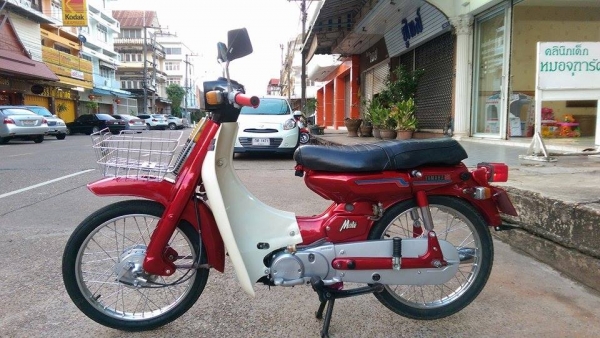 ขายคับ YAMAHA MATE Y80 เดิมๆทั้งคัน สีใหม่ ระบบไฟออกทุกจุด เครื่องฟิตมาก เก็บงานมาใหม่หมดคับ เอกสารออกใบซื้อขายคับ สวยๆคับ ราคา 8000 บาท ส่งได้ทั่วไทยคับ สนใจติดต่อ 081-0578282 FACEBOOK POP BIGBIKE SAKONNAKHON ไอดีไลน์ POPBIGBIKESAKON คับ สนใจรถสวย ถูก ดี
