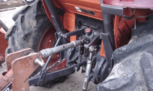 ขายรถไถคูโบต้า 36 แรง พร้อมอุปกรณ์ 2 อย่าง ใบดัน หาง 5