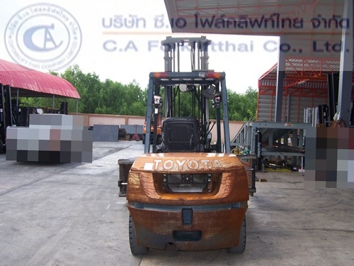 ขาย รถโฟล์คลิฟท์ TOYOTA รุ่น 7-FDK40