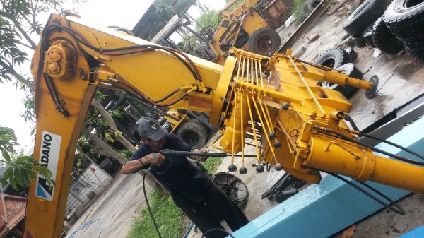 ขายเครน4ตัน อุปกรณ์ครบครับ 2ชัก 3ปลอก ใช้งานได้เลยครับไม่ต้องซื้ออะไรเพิ่ม เพิ่งยกลงขาย 95000 บาทเท่านั้น