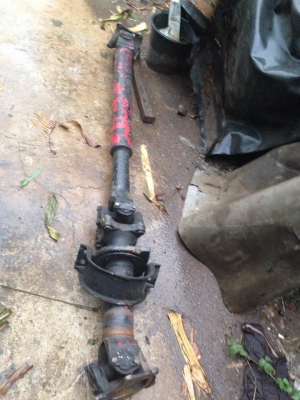 ขายเพลากลางฮีโน่เก่าญี่ปุ่นใส่ฮีโน่227ได้ 3mได้และหัวหมอมิตซู527 14นิ้ว 2อย่าง13000