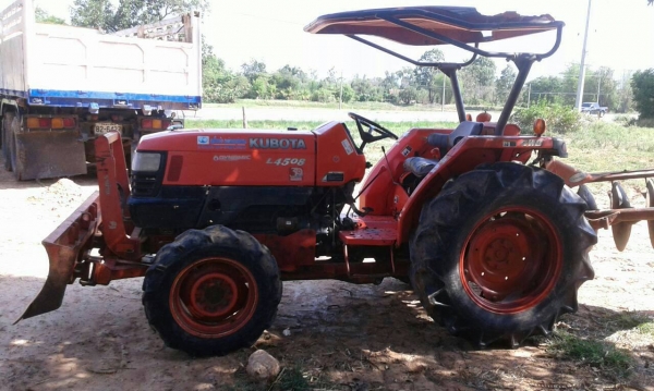 รถไถkubota L4508สภาพพร้อมใช้ เอกสารเล่มทะเบียน อุปกรณ์3 รายการ ใบดัน ผานหลัง โรตารี่ย์ 0857698049 0887115178