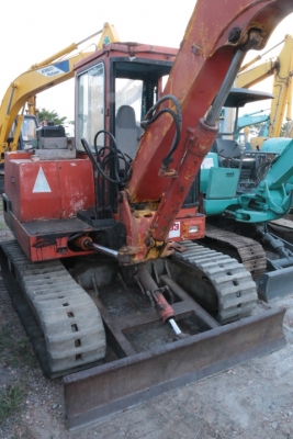 รถขุด ราคาพิเศษ YANMAR 40 เก่านอก อินวอย์