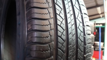 ขายยาง225/65/17 ยางMICHELIN  LATITUDE ปี 4111 (4เส้น)