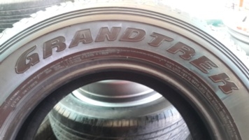 ขายยาง265/65/17 ยาง DUNLOP GARNDTRER  ปี 13  ( 1ชุด )