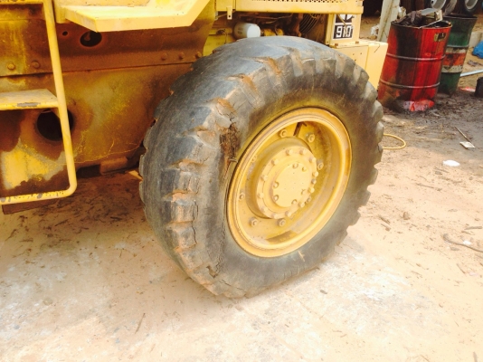 ขายด่วนรถตักCAT-910รถสวยเดิมใช้งานดีเอวอ่อนเครืองเดิมปั้มดี