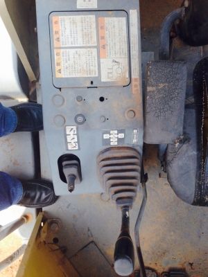 ขายด่วนรถตักนําเข้าKOMATSU-WA-100-3Eเอวอ่อนรถเดิมใช้งาน