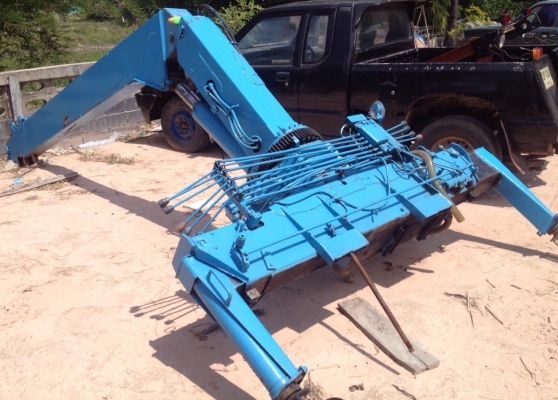 ขายด่วน เครน TADANO 3 ตัน 3 ปลอก สภาพดีมากๆครับพร้อมนำไปติดตั้งพร้อมใช้งานได้เลย อุปกรณ์อะไหล่อยู่ครบทุกชิ้นครับ ราคาต่อรองได้นะครับ