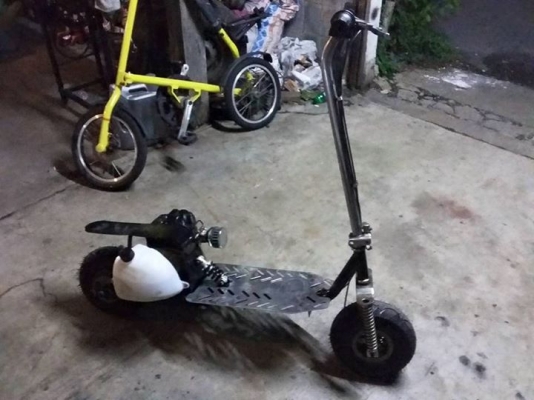 สกุตเตอร์ยืนสภาพสวย