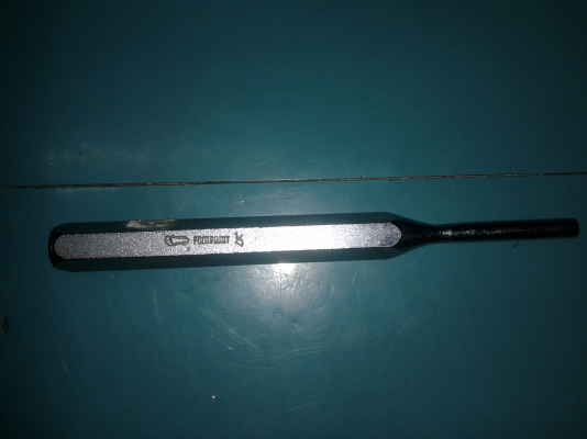 ขายเหล็กส่งตราตีนFOOTPRINT1/4  ตะไบสามเหลี่ยมBAHCO 6"