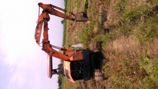 ขาย รถแบคโฮ HITACHI 30 Landy เครื่อง ISUZU 3 สูบ ยกเครื่องใหม่ ขาย รถแบคโฮ HITACHI 30 Landy เครื่อง ISUZU 3 สูบ ยกเครื่องใหม่