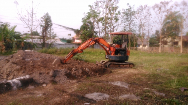 ขาย รถแบคโฮ HITACHI 30 Landy เครื่อง ISUZU 3 สูบ ยกเครื่องใหม่