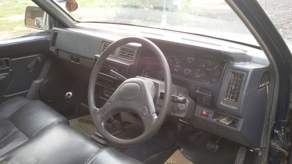 อยากรวย เราช่วยท่านได้  ใช้กะบะตอยเดียว NISSAN BIG M 2500cc เครื่องฝาแดง จอมอึดทน รถเครื่องดีมากๆ ช่วงล่างดี แคสซีสวย แอร์เย็น  รถพร้อมใช้