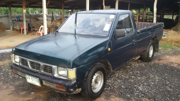 อยากรวย เราช่วยท่านได้  ใช้กะบะตอยเดียว NISSAN BIG M 2500cc เครื่องฝาแดง จอมอึดทน รถเครื่องดีมากๆ ช่วงล่างดี แคสซีสวย แอร์เย็น  รถพร้อมใช้