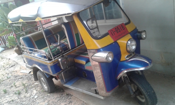 ขาย ตุ๊กๆ