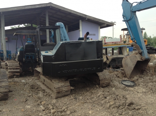 ขายKOMATSU 10HT สภาพสวย พร้อมใช้งาน เครื่องดี ช่วงล่างดี ใบเเทร็กเต็ม ราคาต่อรองได้