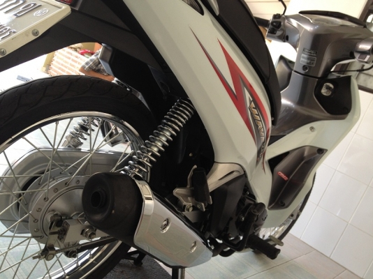 Wave125i โฉมล่าสุด ลายใหม่ สต๊าดเท้า วิ่ง500 ปลายปี57 (ของแถม 4 รายการ)