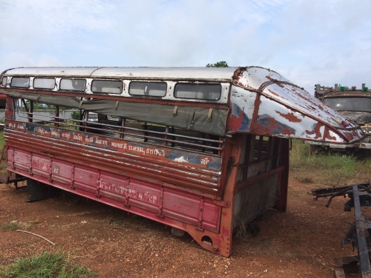 ขายหลังคาสแตนเลส อีซูซุ NKR 15,000 บาท