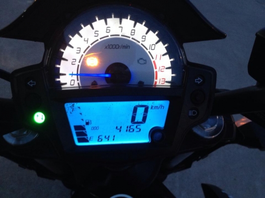 ขาย Kawazaki Er-6n สีดำ ปี 2013 สภาพสวย ๆ ราคา เบา ๆ ขาย Kawazaki Er-6n สีดำ ปี 2013 สภาพสวย ๆ ราคา เบา ๆ