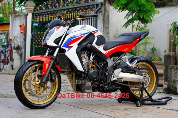 ขาย CB 650 ปี 14 สีเดิมทั้งคัน รถ 6 เดือน วิ่ง 1900 ขาย CB 650 ปี 14 สีเดิมทั้งคัน รถ 6 เดือน วิ่ง 1900