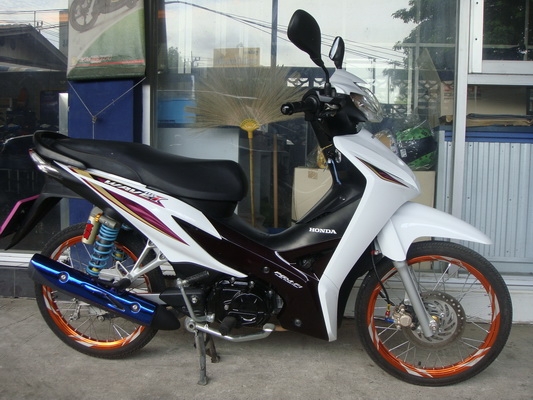 เวฟ 110i หล่อๆๆ รถ 1ปี8เดือน