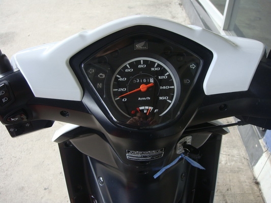 เวฟ 110i หล่อๆๆ รถ 1ปี8เดือน