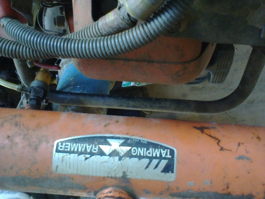 เครื่องตบดินมากีตา