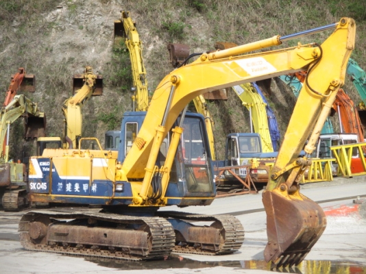 ขายด่วน KOBELCO SK045-N2   เก่า ญี่ปุ่น   ยังไม่เคยใช้งานในไทย    สภาพสวยมากๆๆจ้า  ทดลองขับฟรี ได้ที่ บริษัท เจซีซี แมซีน จำกัด  โทร 089-7462641  สุวรรณี  เผ่าพงศ์ษา