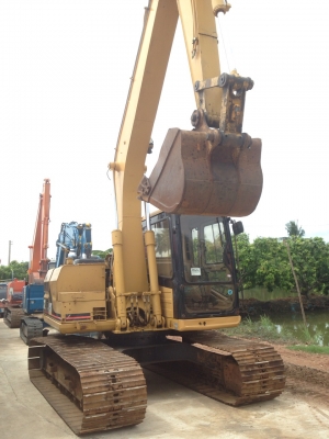 ขายด่วน CAT 312  แทร็คใหญ่  เก่าญี่ ปุ่น    สภาพสวย     ยังไม่เคยใช้งานในไทย    สนใจโทร   089-7462641  สุวรรณี