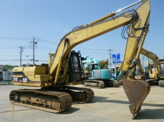 ขายด่วน CAT 312  แทร็คใหญ่  เก่าญี่ ปุ่น    สภาพสวย     ยังไม่เคยใช้งานในไทย    สนใจโทร   089-7462641  สุวรรณี
