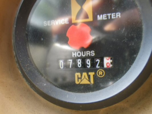 ขายด่วน CAT 312  แทร็คใหญ่  เก่าญี่ ปุ่น    สภาพสวย     ยังไม่เคยใช้งานในไทย    สนใจโทร   089-7462641  สุวรรณี