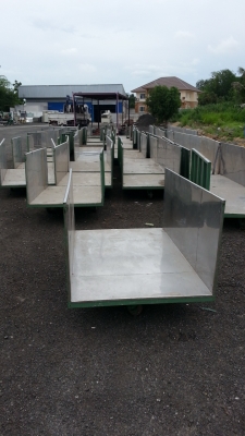 ขายรถเข็นกั้นด้วยสเตนเลสรับน้ำหนักได้ 1,000 กิโลกรัมคันละ 3,700 บาท