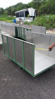 ขายรถเข็นกั้นด้วยสเตนเลสรับน้ำหนักได้ 1,000 กิโลกรัมคันละ 3,700 บาท