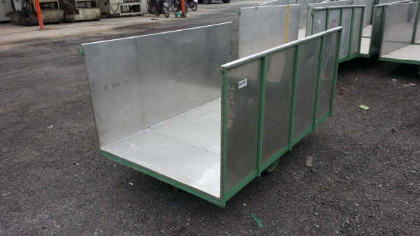 ขายรถเข็นกั้นด้วยสเตนเลสรับน้ำหนักได้ 1,000 กิโลกรัมคันละ 3,700 บาท