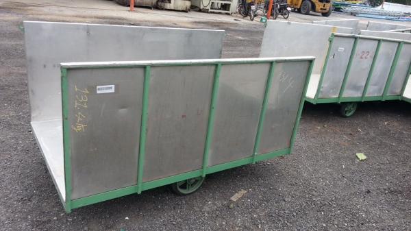 ขายรถเข็นกั้นด้วยสเตนเลสรับน้ำหนักได้ 1,000 กิโลกรัมคันละ 3,700 บาท