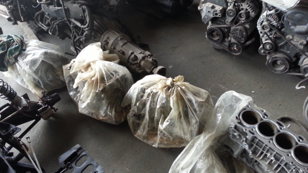 ขาย เสื้อสูบ ติดข้อ ติดลูก toyota 2 AZ จาก เจแปน มีให้เลือก 12,000 บ.