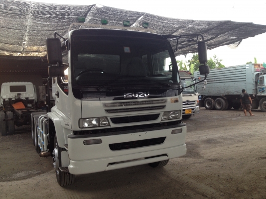 ขายรถหัวลากอีซูซุ DECA MAXLOAD เครื่อง 320แรงม้า สภาพพร้อมใช้งาน สนใจติดต่อคุณตุ๊กตา 089-8914921