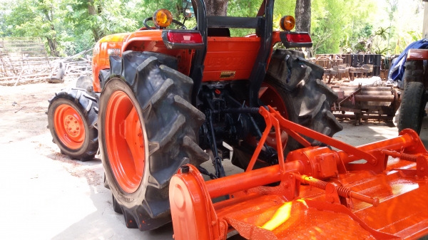 ขายรถคูโบต้า4708ยังไม่ได้ล่างแรงพร้อมไช้งานรถเดิมมีโรตาลี่ตราช้าง1อ้นไมค์ รถอยู่วังบัว คลองขลุง กำแพงเพชร รถ 1500ชั่วโมงพร้อมทะเบียนราคา388000สนใจสอบุถามได้ที่081 3655997 อ๋าพร  พาเจริญ  ราคาต่อรองได้อีกนะครับ