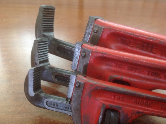 ขายประแจจับท่อ Ridgid ยกชุด 8" 10" และ 14" ขายประแจจับท่อ Ridgid ยกชุด 8" 10" และ 14"