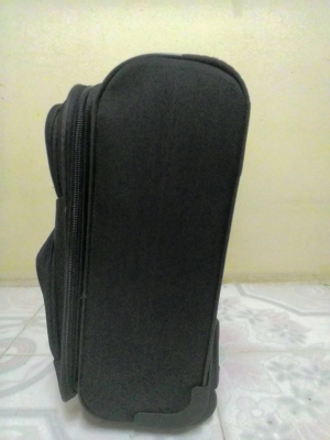 กระเป๋าเดินทางสภาพ 90\%2 ใบ