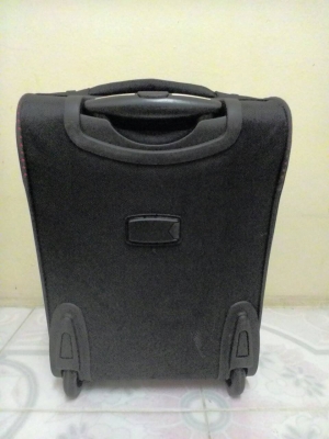 กระเป๋าเดินทางสภาพ 90\%2 ใบ