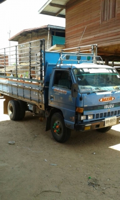 หกล้อ อีซูชุ NPR115 แรง พ.เวอร์ เกียร์ร็อค6เดินหน้า สภาพดีพร้อมใช้งานสุดๆ ทะเบียน เอกสารภาษีเต็ม พร้อมโอน