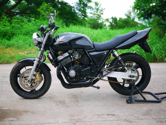 ขาย Super4 ปี 98 Version s พร้อมทะเบียน เครื่องดีมากใช้งานยาวๆ ระบบไฟสมบูรณ์ พร้อมล้างคาร์บูเช็ควาวเรียบร้อย