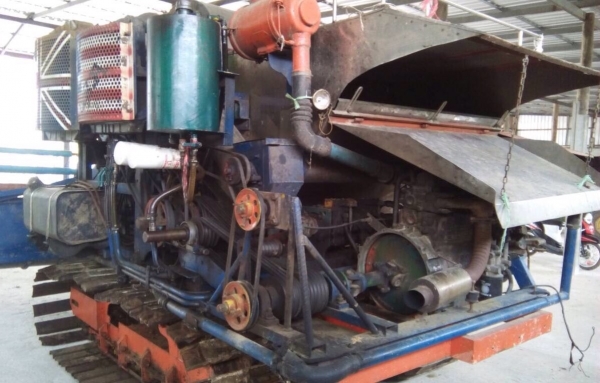 ขายด่วน รถเกี่ยวข้าววิชาญการช่าง แบบรองกระสอบ เครื่องยนต์ 185 HP HO7C ปั๊มไดกิ้นเบอร์ 22 ช่วงล่างตัวเดิน HY-DASH รถสภาพดีพร้อมใช้งานได้เลย ราคาต่อรองได้ครับ