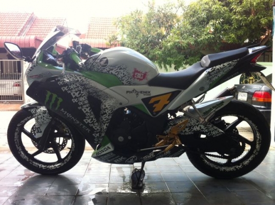 ขาย cbr250 ปี2011 ราคา 60000 บาท ราคานี้ไม่ลดแล้วจ้า