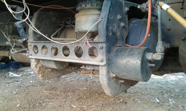 สิบล้อ 2 เพลา ยาง8.25 /16  เอกสาร ทะเบียนพร้อมโอน