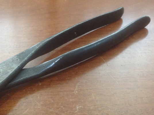 ขายคีมย้ำสายโบราณ Antique 2 in 1 สวยๆ (ย้ำหัวสาย และคีมตัด) By The Thomas & Betts Co.Elizabeth, N.J. ขายคีมย้ำสายโบราณ Antique 2 in 1 สวยๆ (ย้ำหัวสาย และคีมตัด) By The Thomas & Betts Co.Elizabeth, N.J.