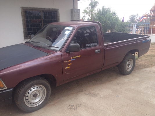 ขายรถกระบะ  toyota  2.5 ปี 34 สภาพพร้อมใช้ แอร์หนาว 63000