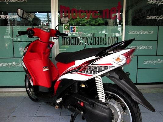 mio z  สีขาวแดง สีขายดี รถเดือน พฤศจิกายน ปี 2554 ไมล์ 9 พันโล เปลี่ยนยางให้ใหม่หน้าหลัง แถม 3 รายการ