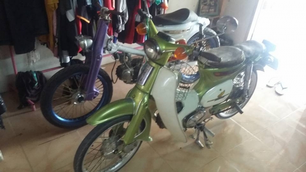 ขายๆๆคับ C70 สองคัน NOทบ. ขายเหมาๆอยากรูหลายละเอียดโทรมาคับ ขาย11500คับ
